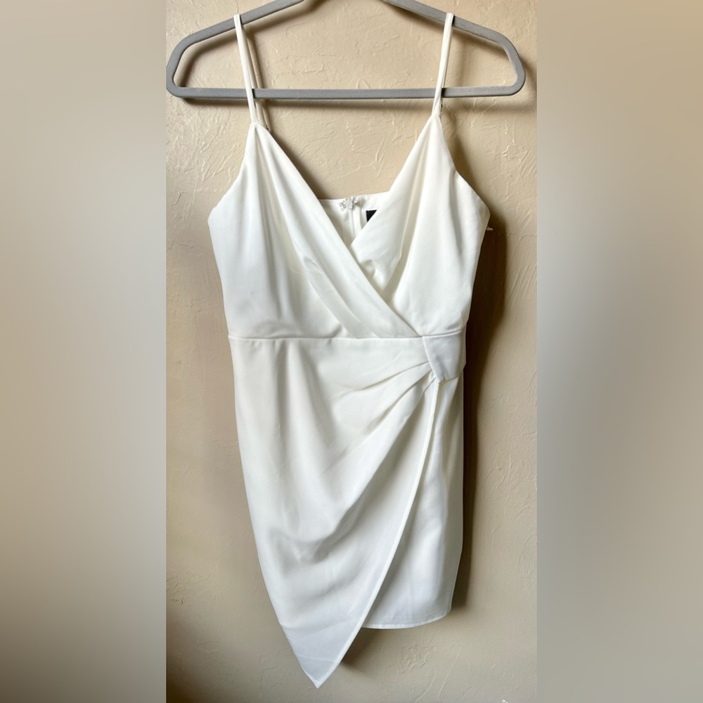 🆕 Blue Blush White Wrap Around Mini Dress | Medium